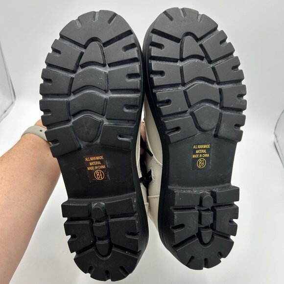 SODA Chunky White Lace-Up Combat Ankle Boots With Black Soles & Laces Size 8.5 - Picture 4 of 9